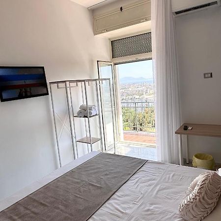 Airport Seaview Rooms Napoli Bagian luar foto