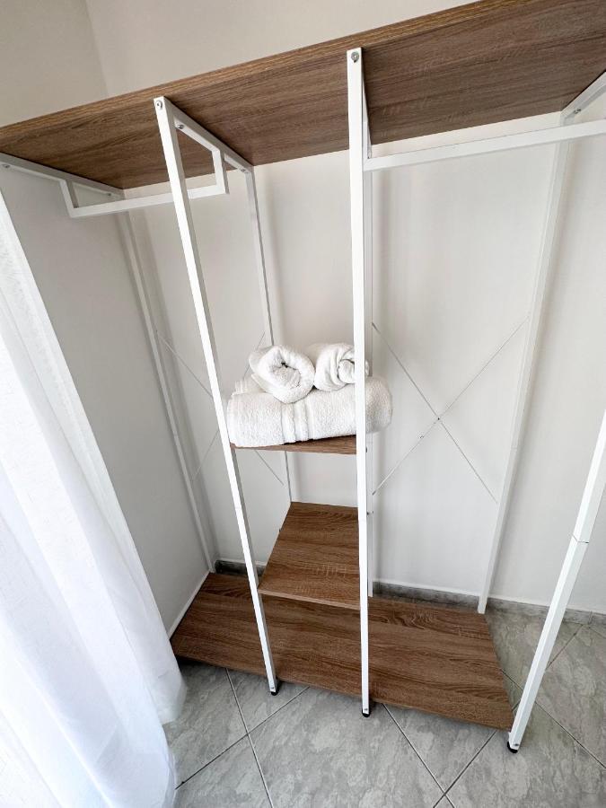 Airport Seaview Rooms Napoli Bagian luar foto