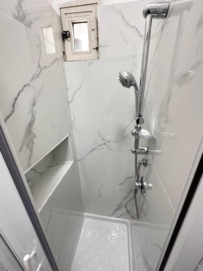 Airport Seaview Rooms Napoli Bagian luar foto